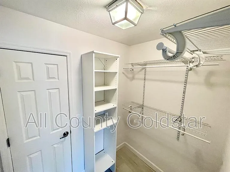 4410 Warren Ave #104 — Photo 9