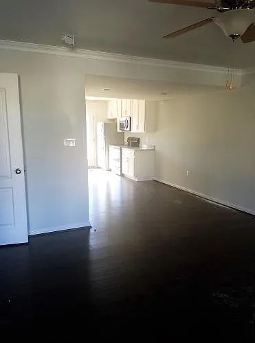 46 Squire Cir — Photo 2