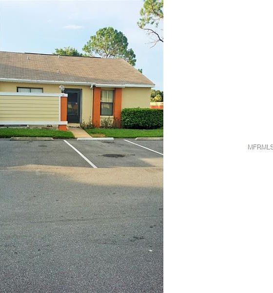 1st image of 10 Silver Falls Cir