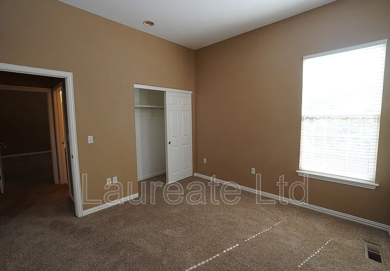 632 S Yarrow St — Photo 18