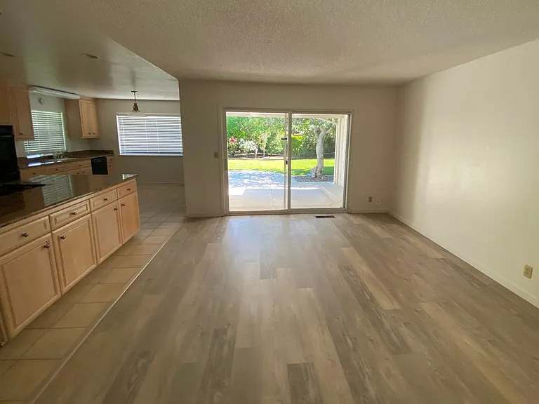 507 Walnut Ct — Photo 21