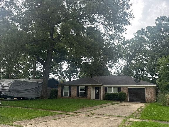 2nd image of 3509 Baywood Dr