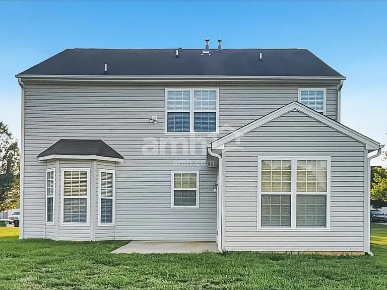 2714 Dandelion Dr — Photo 17
