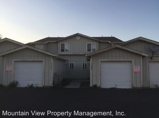 2120 SW Canyon Dr APT A, Redmond, OR 97756