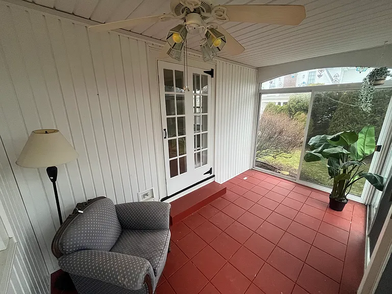 3881 Bailey Ave — Photo 10