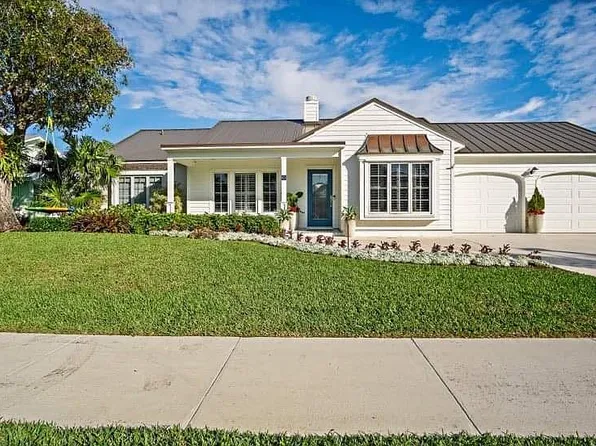 61 Pine Hill Trl W, Tequesta, FL 33469