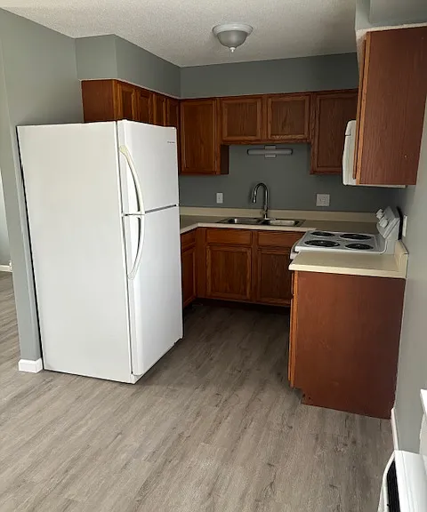 399 N 1st St #27 — Photo 3
