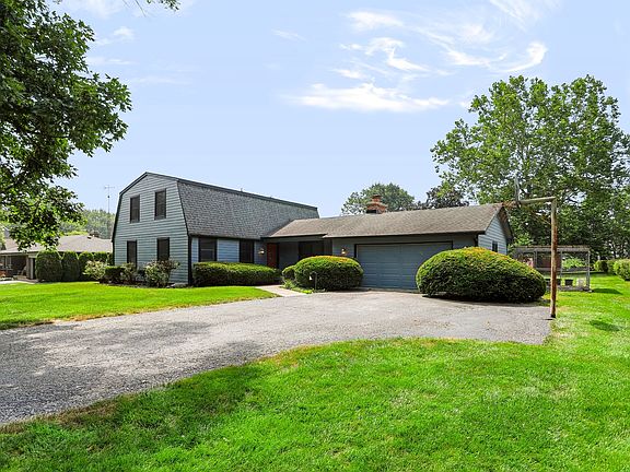 4th image of 12107 Briarway South Dr