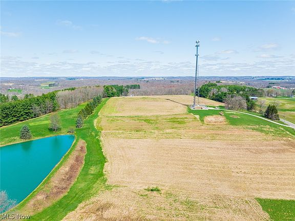 4th image of 9050 Freeman Rd #4