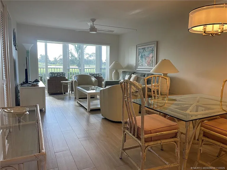 484 NE Plantation Rd #4103 — Photo 5