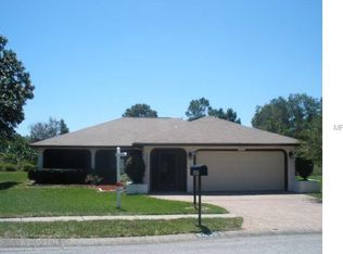 3452 Stirling Rd, Palm Harbor, FL 34684