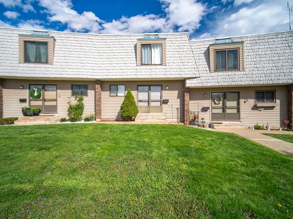 6 Dogwood Court #6, Cromwell, CT 06416