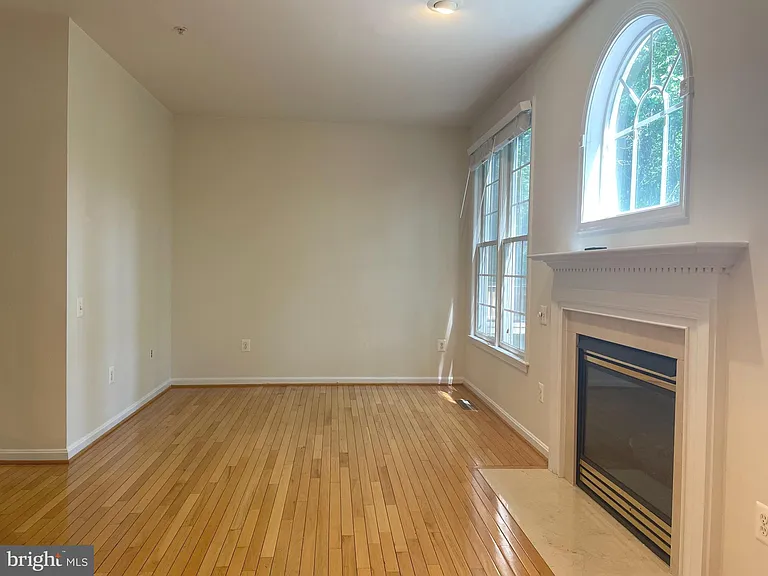 6130 Stonehenge Pl #7 — Photo 5