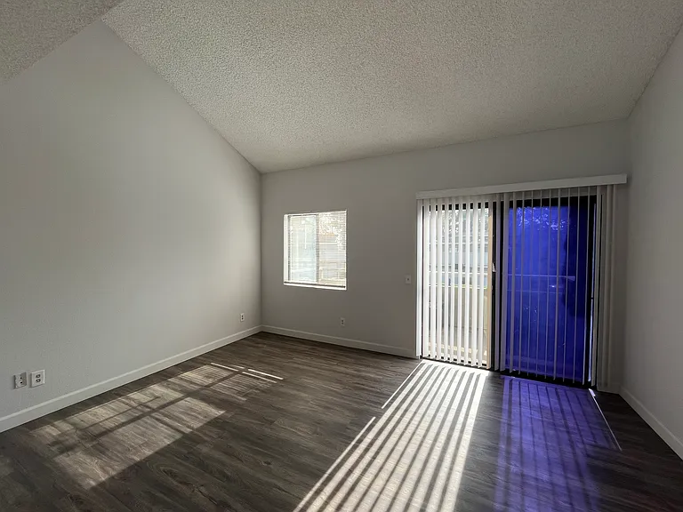 5443 Huron Ct — Photo 10