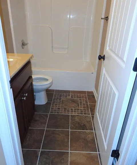 634 Hidden Valley Dr — Photo 3