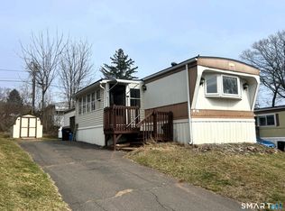 325 Kelly Rd TRAILER A6, Vernon, CT 06066