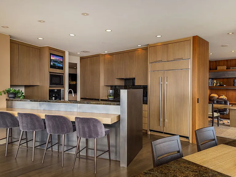 650 Bellevue Way NE #4004 — Photo 8