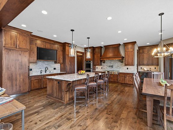 5th image of 9745 Whistling Valley Rd