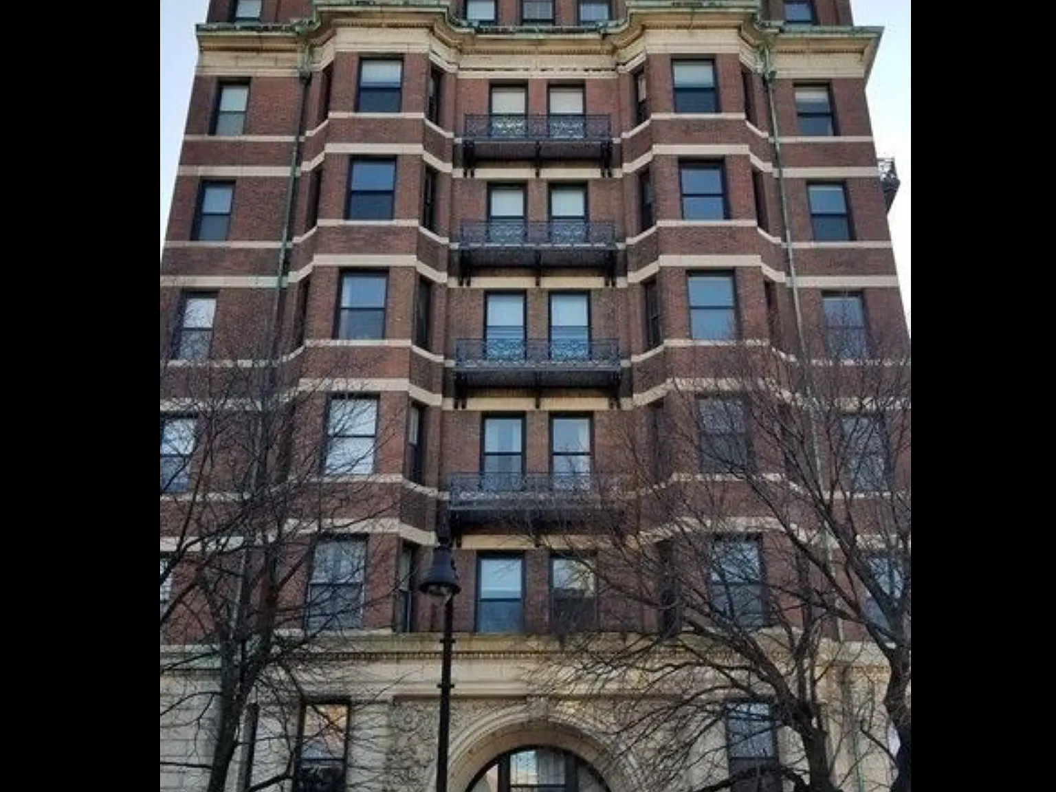1 bed, 480 sqft, $3,850 — Photo 1