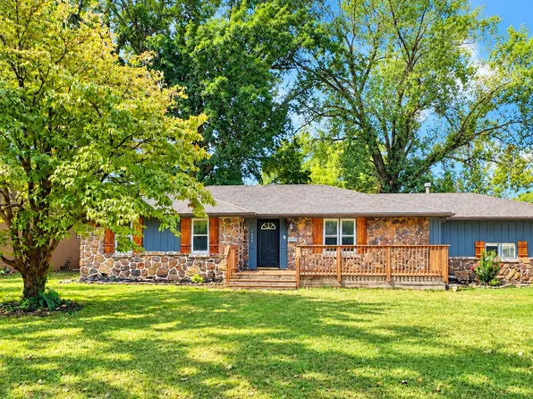 1833 S Westwood Avenue, Springfield, MO 65807