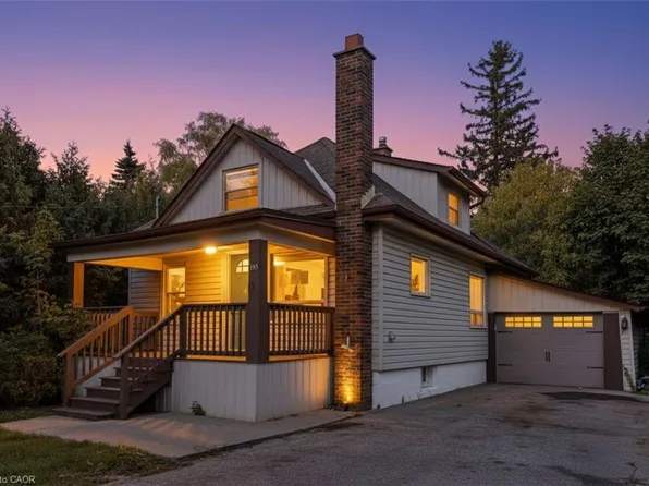 153 Clarence St, Vaughan, ON L4L 1L4