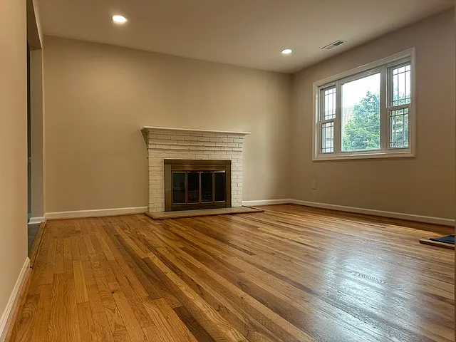 4 bed, 1775 sqft, $2,800 — Photo 2