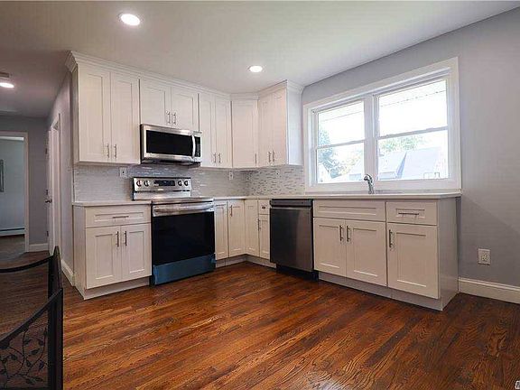 5th image of 11 Pleasant Ln