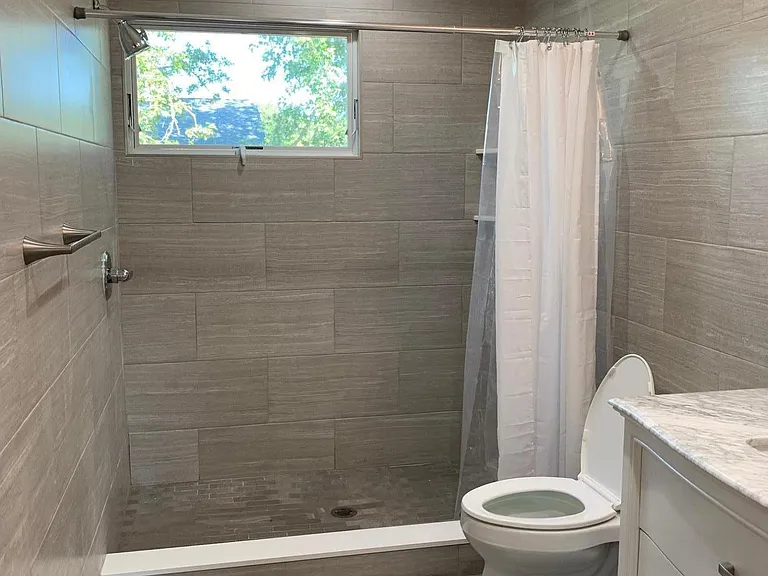 279 Lake Ave — Photo 14
