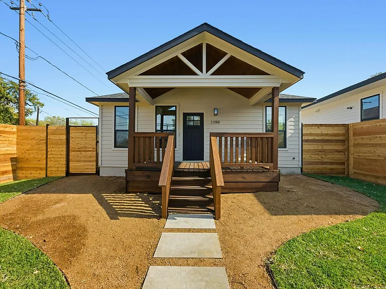 1199 Coleto St — Photo 20