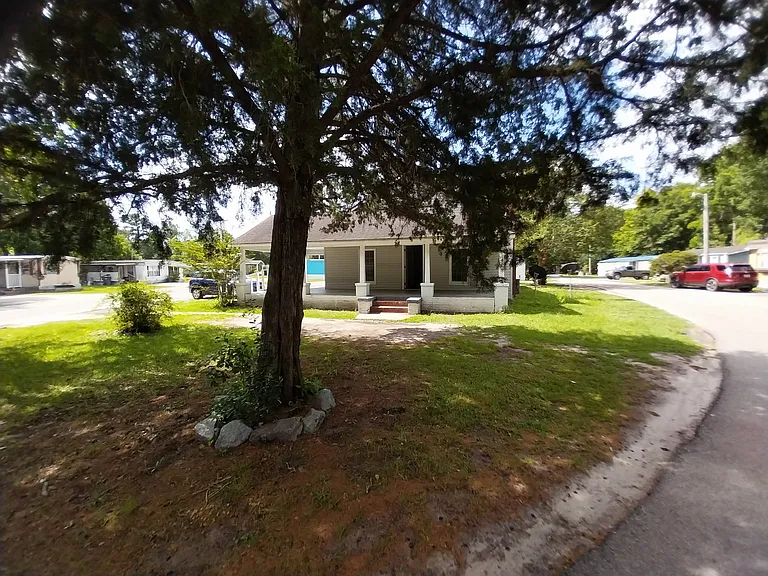 5456A Figure Eight Rd #2 — Photo 1