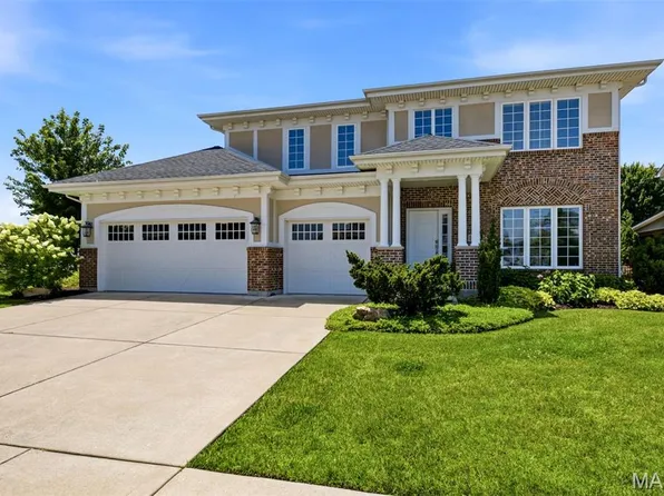 1326 Shorewinds Trl, Saint Charles, MO 63303