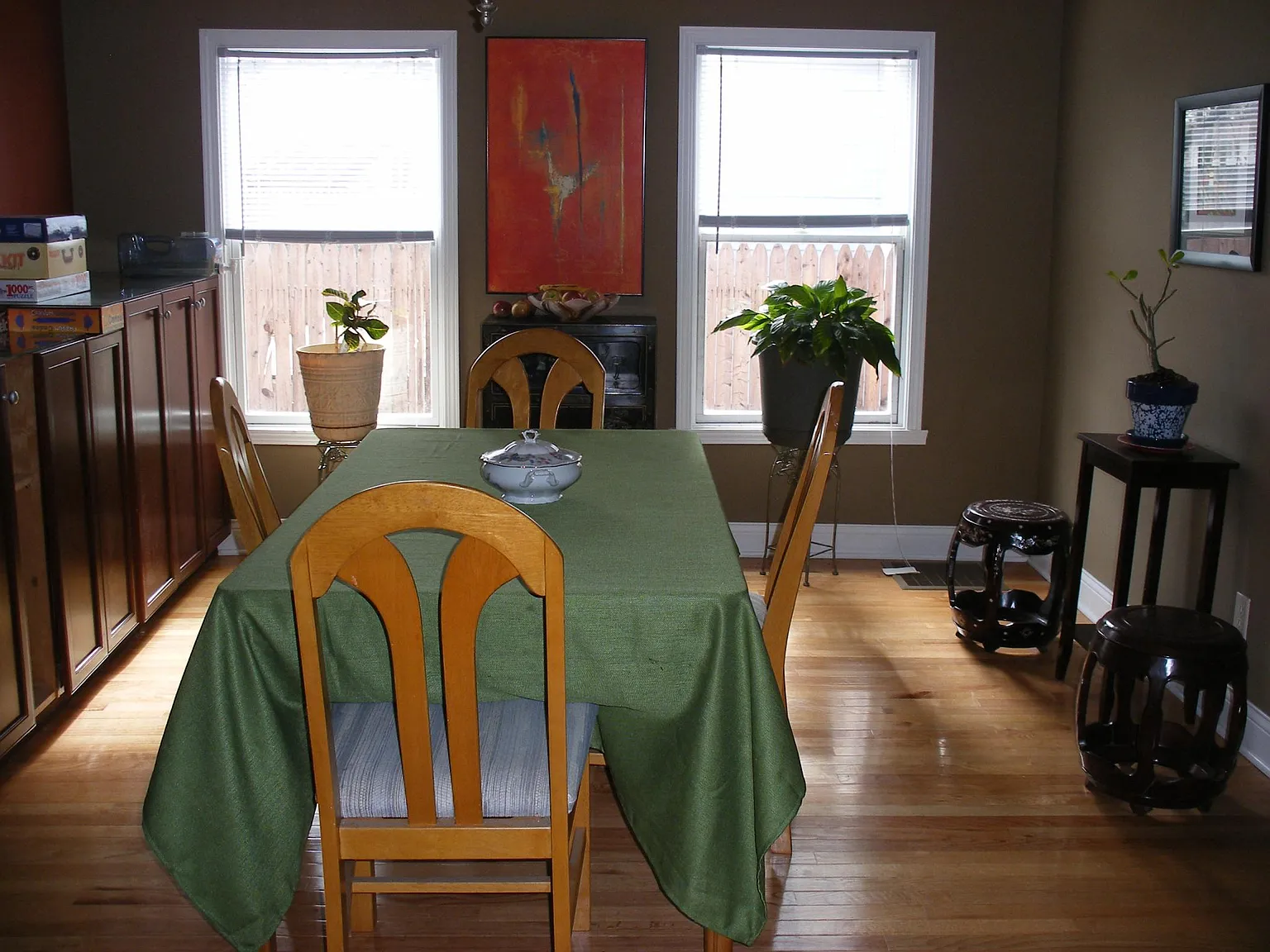 5 bed, 3.5 bath, 4632 sqft, $2,850 — Photo 2