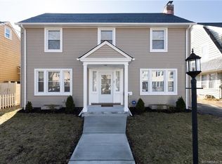 145 Laurel Pl, Bridgeport, CT 06604