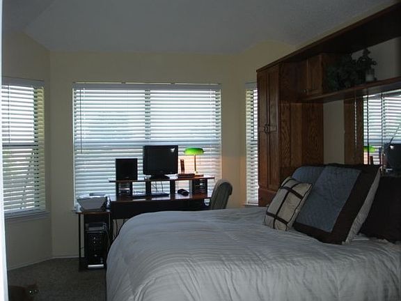 Master with Bay Window