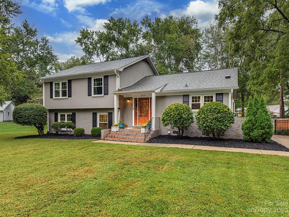 1st image of 3819 Dunlanwood Cir
