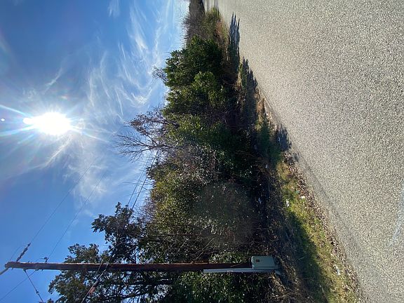 5th image of 2709 Forest Park Dr