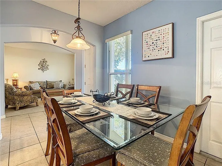 256 Sigmund Loop — Photo 3