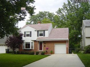 1263 Ford Rd, Lyndhurst, OH 44124