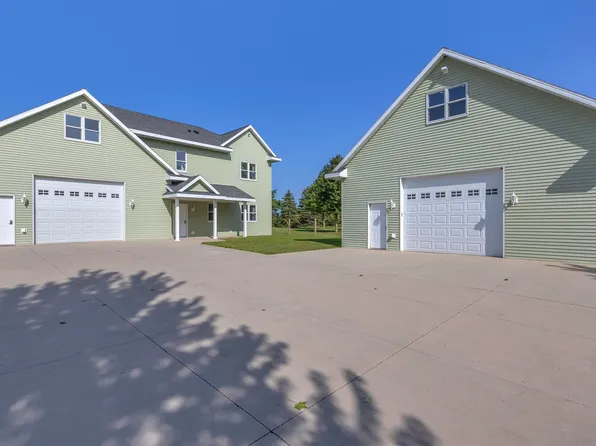 W4231 Laurel Ln, Fond Du Lac, WI 54937