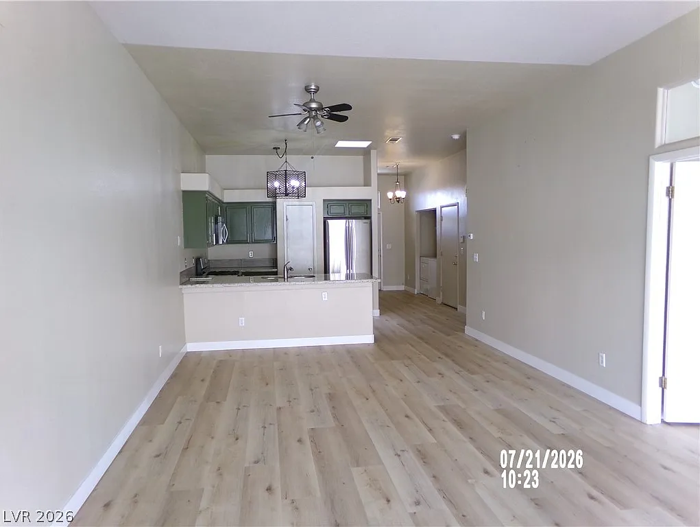 2 bed, 2.0 bath, 1128 sqft, $1,650 — Photo 4