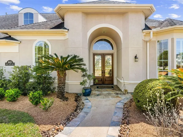 843 Royal Lakes Blvd, Richmond, TX 77469