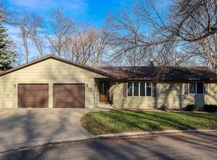 55 Sherwood Cir SE, Hutchinson, MN 55350