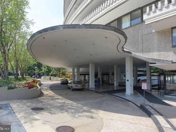 2510 Virginia Ave NW #1001, Washington, DC 20037