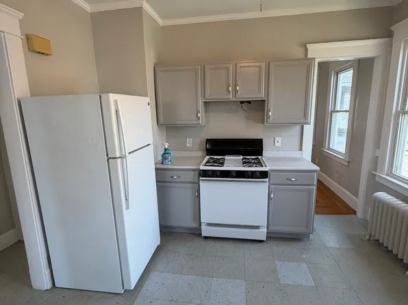 135 East Ave Floor 2, West Haven, CT 06516