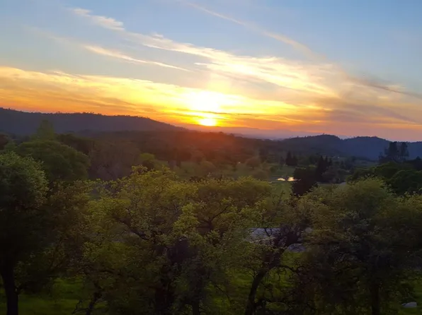 6227 Westview Ct, Auburn, CA 95602