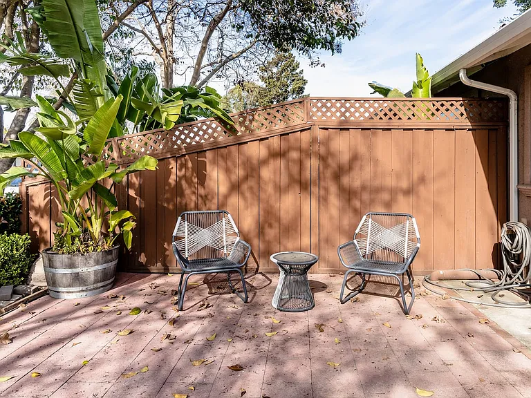 179 Fair Oaks Ave — Photo 29