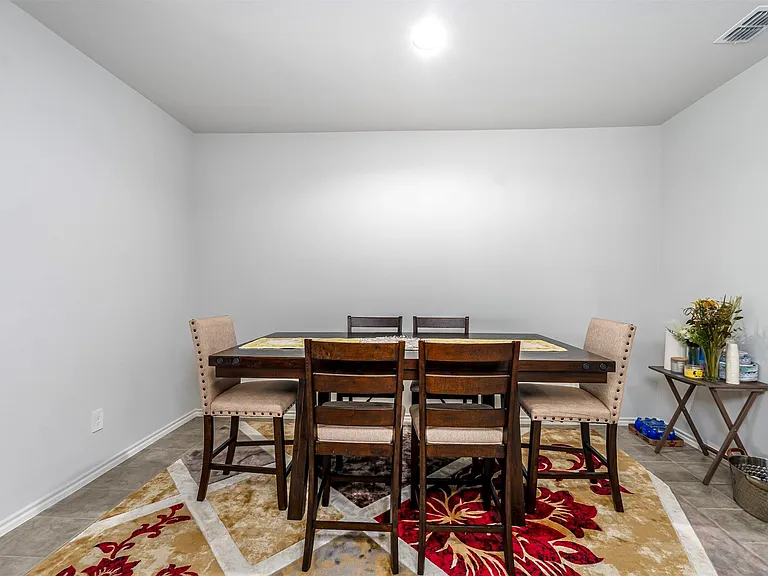 417 Destin Dr — Photo 4