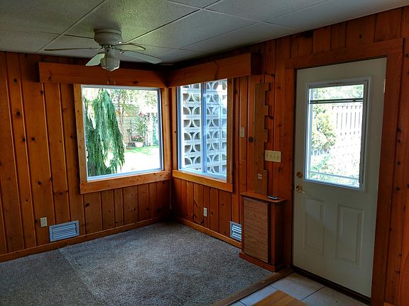 Dining / living area