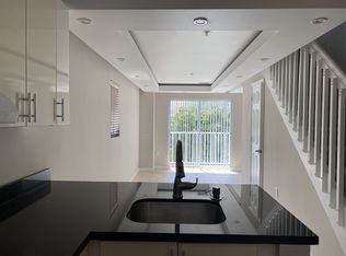 821 SW 2nd St APT 1, Miami, FL 33130