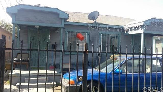 2nd image of 620 W 53rd St
